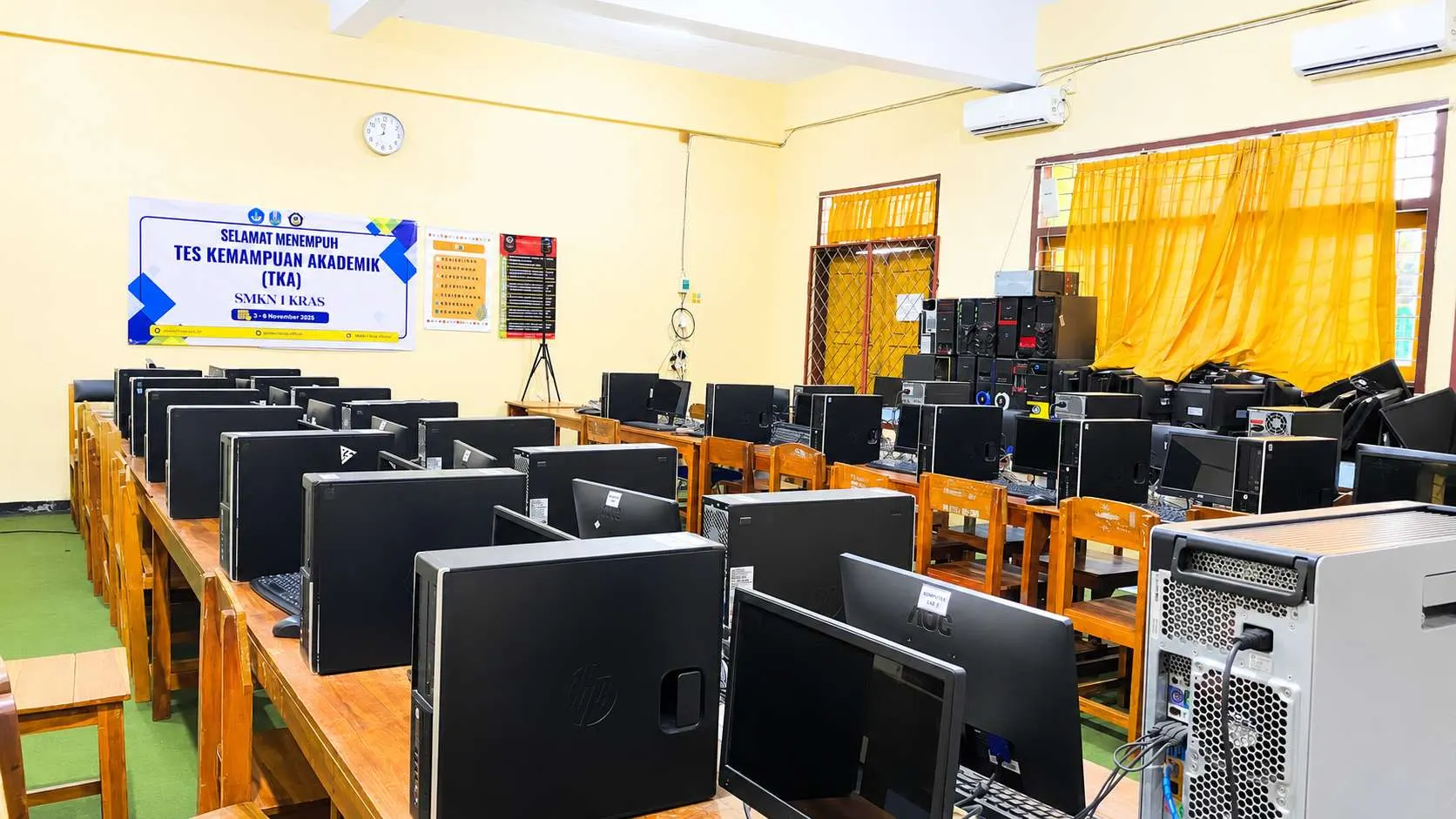 LAB Komputer TKJ
