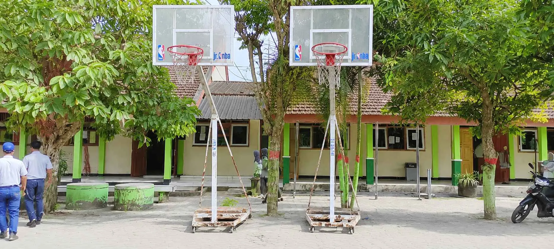 Tempat Olah Raga & Upacara