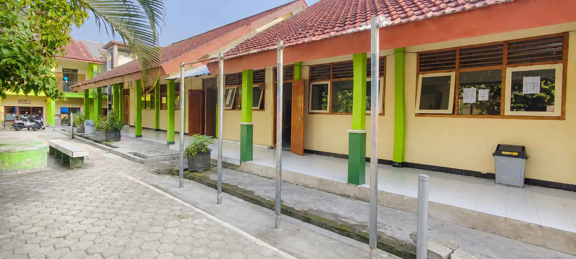Tempat Olah Raga & Upacara