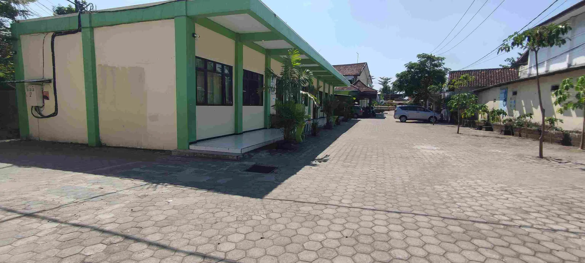 Halaman SMKN 1 KRAS