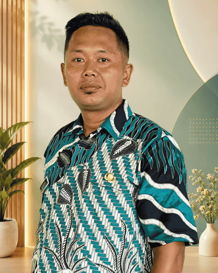 AHMAT ASROFI