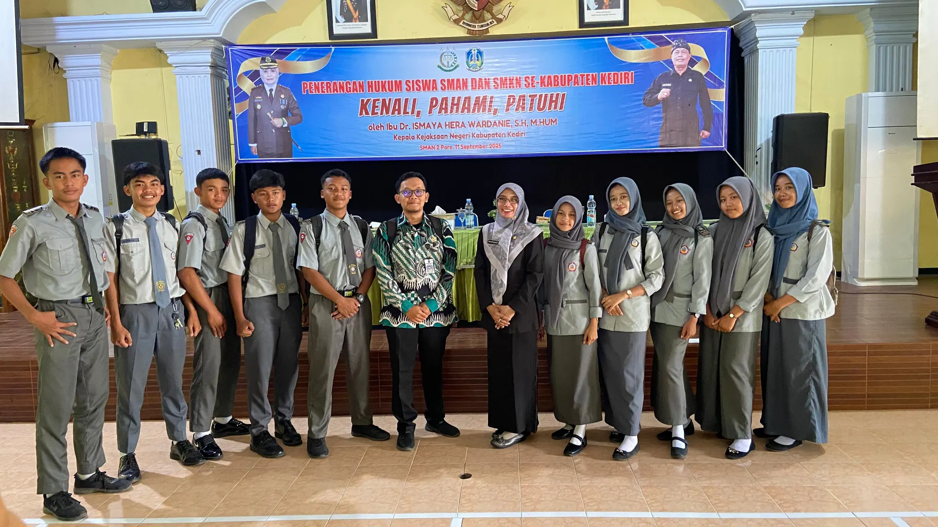 PENGENALAN HUKUM SMKN 1 KRAS 2025